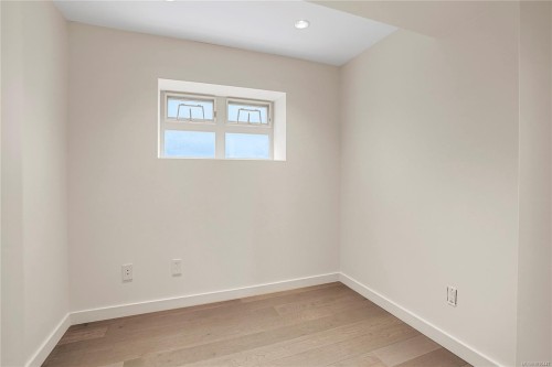 2112 Pentland Rd, Oak Bay, BC 