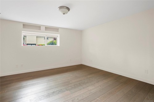 2112 Pentland Rd, Oak Bay, BC 