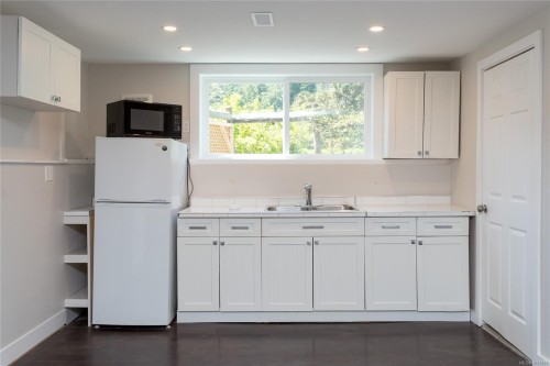 3590 Garland Ave, Cobble Hill, BC 