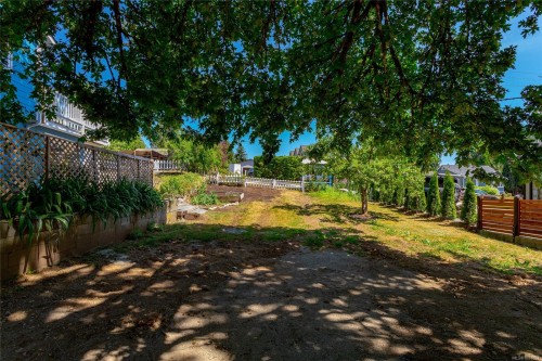 3590 Garland Ave, Cobble Hill, BC 