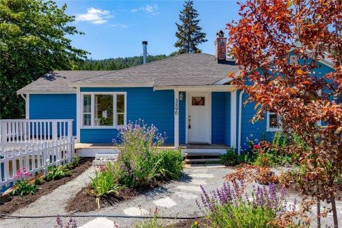 3590 Garland Ave, Cobble Hill, BC 