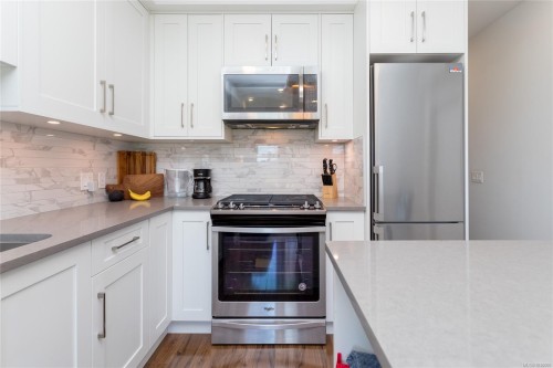 #105-745 Travino Lane, Saanich, BC - Indoor Photo Showing Kitchen With Stainless Steel Kitchen With Upgraded Kitchen