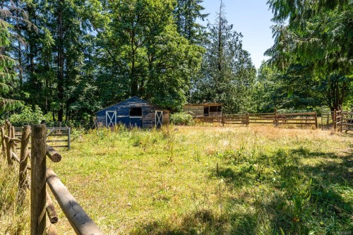 2468 Endall Rd, Black Creek, BC 