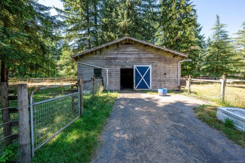 2468 Endall Rd, Black Creek, BC 