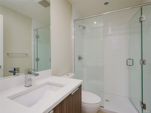 #405-728 Yates St, Victoria, BC - Indoor Photo Showing Bathroom