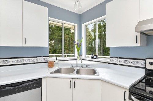 7000 Maple Park Terr, Sooke, BC 