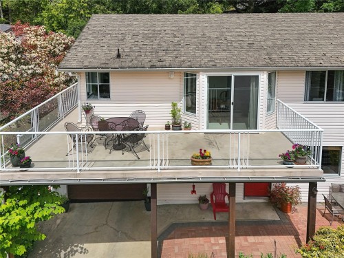 7000 Maple Park Terr, Sooke, BC 