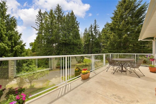 7000 Maple Park Terr, Sooke, BC 