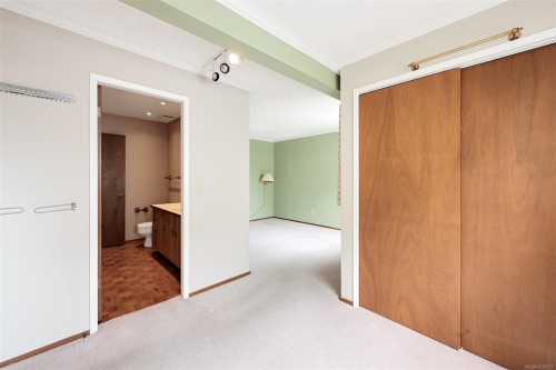 558 Dallas Rd, Victoria, BC - Indoor Photo Showing Other Room