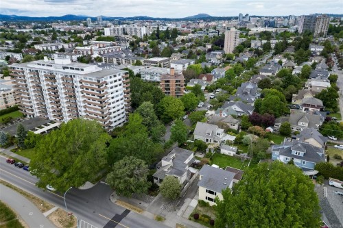 558 Dallas Rd, Victoria, BC - Outdoor With View