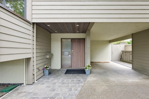 558 Dallas Rd, Victoria, BC - Outdoor With Exterior