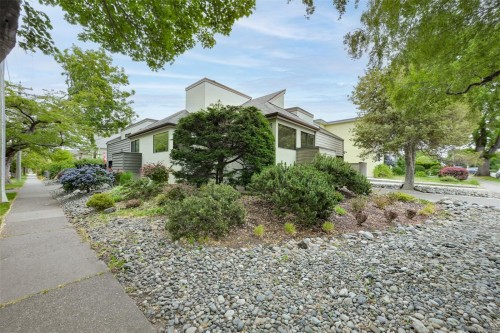 558 Dallas Rd, Victoria, BC - Outdoor