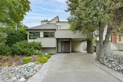 558 Dallas Rd, Victoria, BC - Outdoor