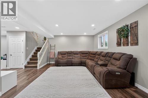 8492 Jerome, Windsor, ON - Indoor Photo Showing Other Room