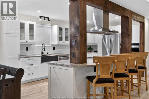 8492 Jerome, Windsor, ON - Indoor Photo Showing Other Room