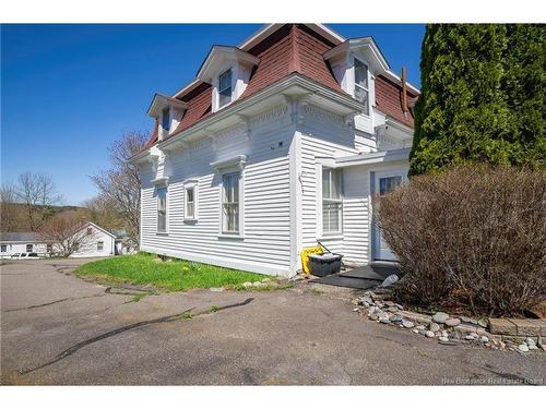697 Bay St, Saint John, NB 