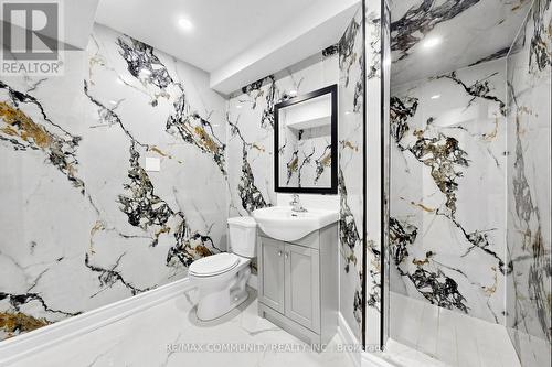 1002 Riverview Crescent, Pickering, ON - Indoor Photo Showing Bathroom