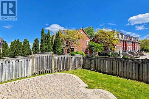 1002 Riverview Crescent, Pickering, ON - Outdoor