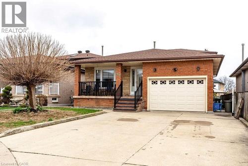42 Lasila Court, Hamilton, ON - Outdoor