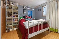 2nd bedroom - 
