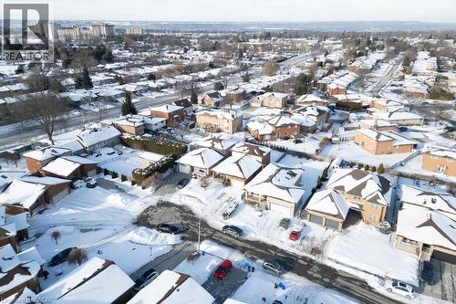 42 Lasila Court, Hamilton, ON 