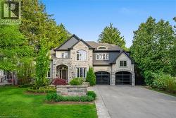648 CEDAR Avenue  Burlington, ON L7T 2R5