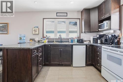 24 Alice Crescent, Marquis Rm No. 191, SK - Indoor Photo Showing Kitchen