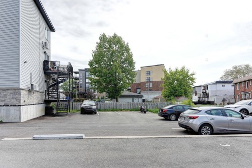 Stationnement - 1-271 Rue Notre-Dame, Charlemagne, QC - Outdoor