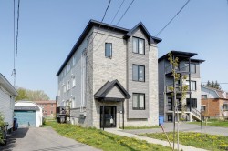 4-271 Rue Notre-Dame  Charlemagne, QC J5Z 1H7