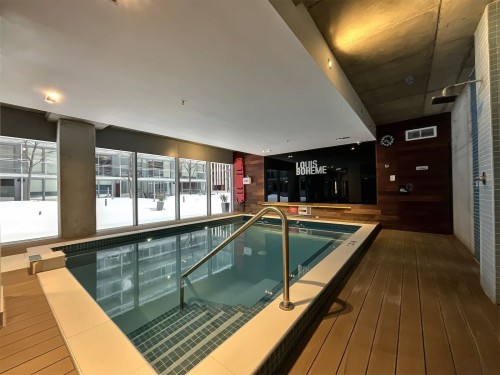 Pool - 2201-350 Boul. De Maisonneuve O., Montréal (Ville-Marie), QC - Indoor Photo Showing Other Room With In Ground Pool