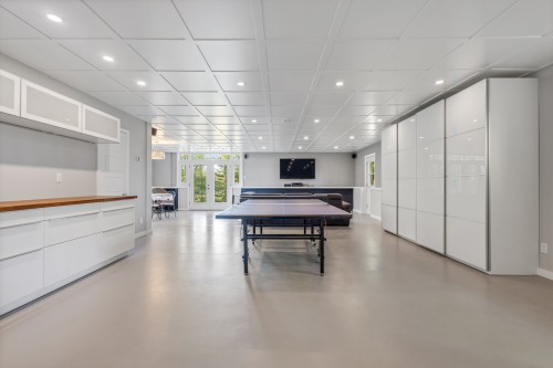 Salle familiale - 600 Ch. Lakeside, Lac-Brome, QC 