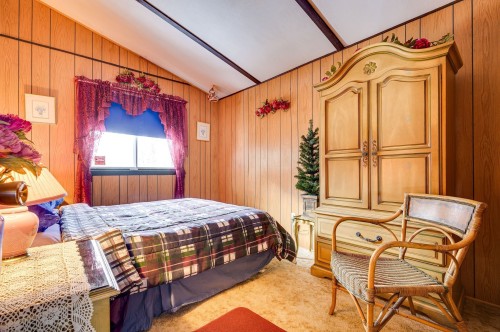 Master Bedroom - 330  - 330A Rue De L'Edelweiss, Sainte-Agathe-Des-Monts, QC - Indoor Photo Showing Bedroom