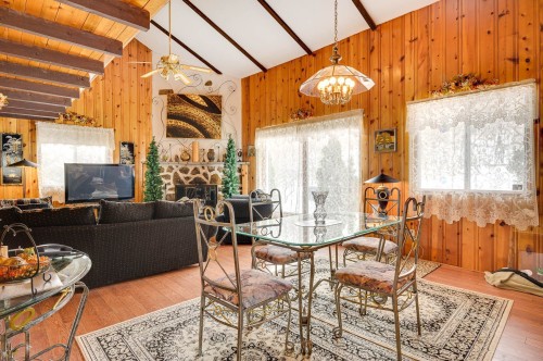 Dining Room - 330  - 330A Rue De L'Edelweiss, Sainte-Agathe-Des-Monts, QC - Indoor Photo Showing Living Room