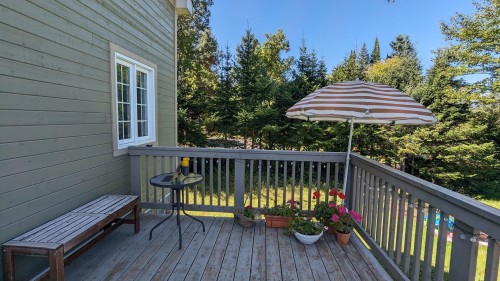 Balcon - 219 Ch. De Ste-Marguerite, Sainte-Marguerite-Du-Lac-Masson, QC - Outdoor With Deck Patio Veranda With Exterior