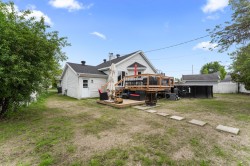 Cour - 