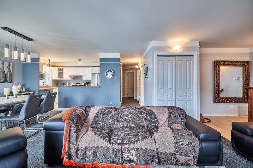 Overall view - 309 Av. Du Manoir, Saint-Donat, QC - Indoor Photo Showing Living Room