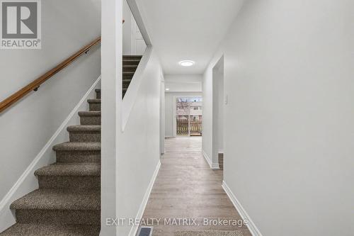 B - 1468 HEATHERINGTON ROAD , Ottawa, Ontario K1V 6S1 4