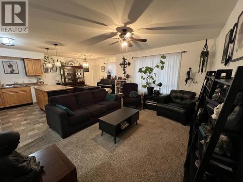 7 4620 E 52 Avenue, Fort Nelson, BC - Indoor Photo Showing Other Room