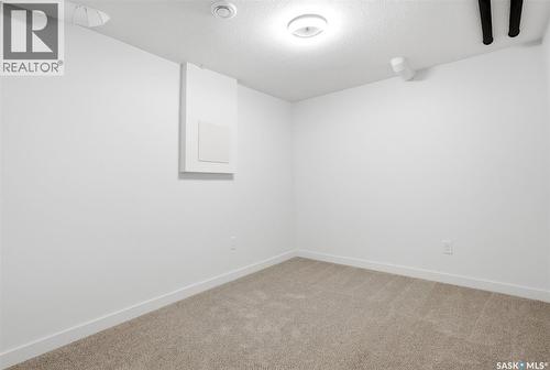 127 Mackenzie Way, Regina, SK - Indoor Photo Showing Other Room