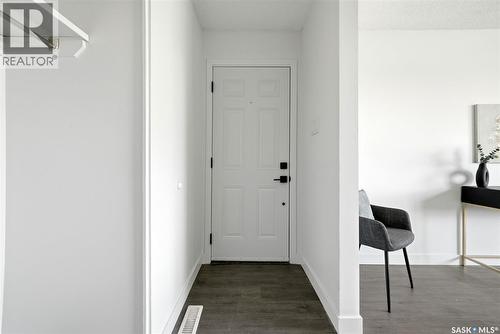 127 Mackenzie Way, Regina, SK - Indoor Photo Showing Other Room