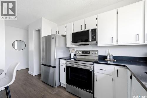 127 Mackenzie Way, Regina, SK - Indoor Photo Showing Kitchen With Stainless Steel Kitchen