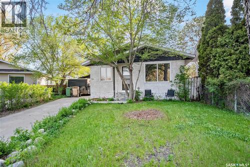 18 Hyland Crescent, Regina, SK - Outdoor
