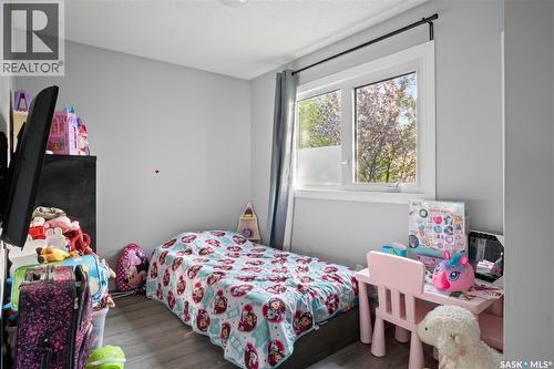 18 Hyland Crescent, Regina, SK - Indoor Photo Showing Bedroom
