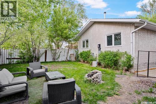 18 Hyland Crescent, Regina, SK - Outdoor