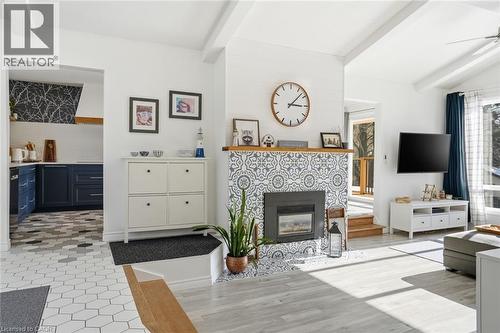 81 Thomson Drive, Waterdown, ON - Indoor Photo Showing Living Room With Fireplace