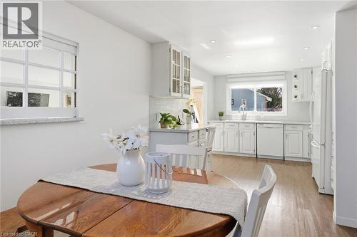 81 Thomson Drive, Waterdown, ON - Indoor Photo Showing Other Room