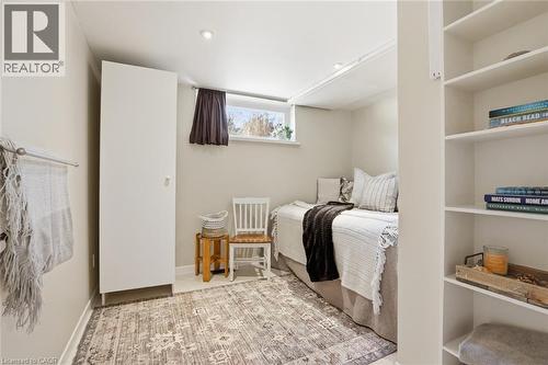 81 Thomson Drive, Waterdown, ON - Indoor