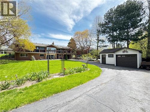81 Thomson Drive, Waterdown, ON - Outdoor