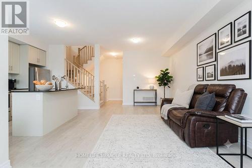 92 - 10 Birmingham Drive, Cambridge, ON - Indoor