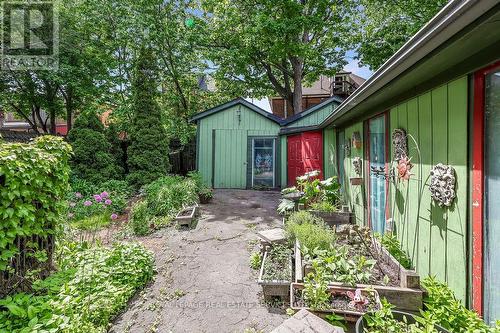 100 Wentworth Street S, Hamilton, ON - Outdoor